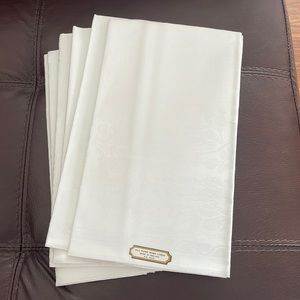 IRISH LINEN NAPKINS~NWT~ set of 6 vintage damask flower print